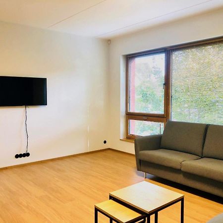 Self-Check-In Spacious 1 Bedroom Apartment With Free Parking Tallinn Extérieur photo