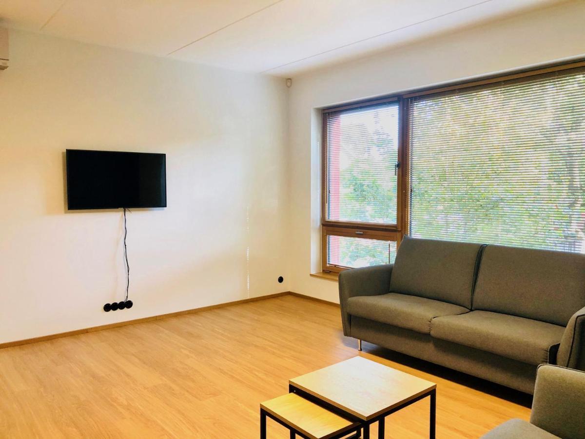 Self-Check-In Spacious 1 Bedroom Apartment With Free Parking Tallinn Extérieur photo